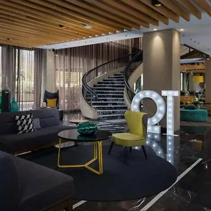 Hotel Qt, Canberra